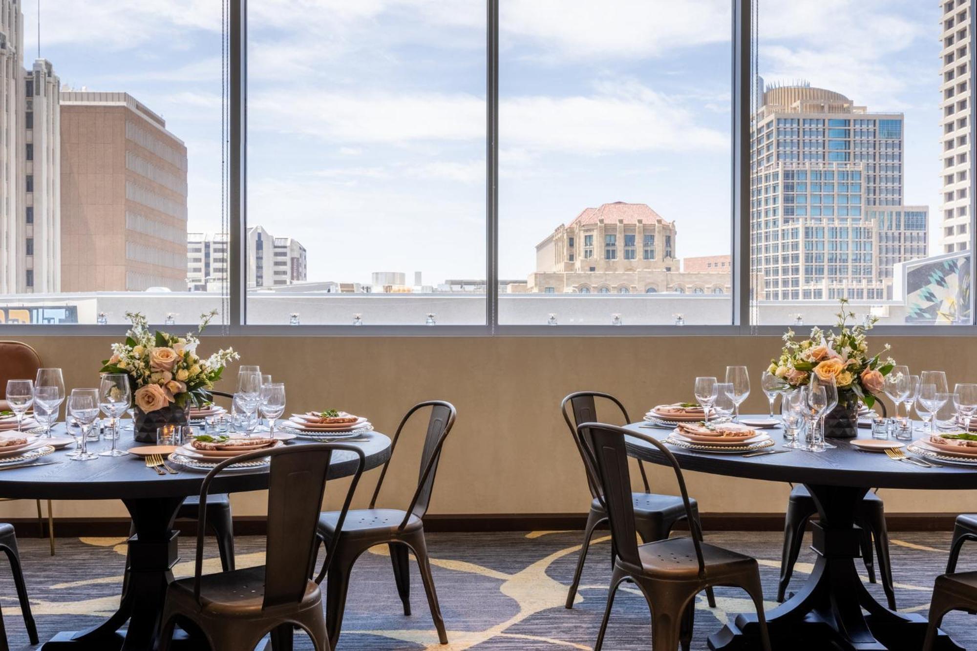 Kimpton Hotel Palomar Phoenix Cityscape By Ihg Buitenkant foto